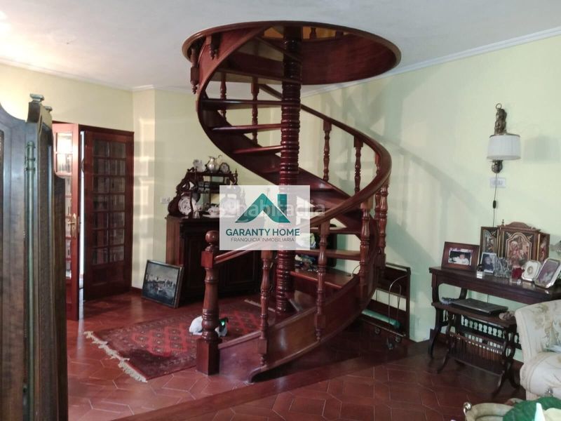 Foto abb99444-cd68-49cd-a8aa-f0f5208ee30e. Casa amb aparcament a Illa de Arousa (A)