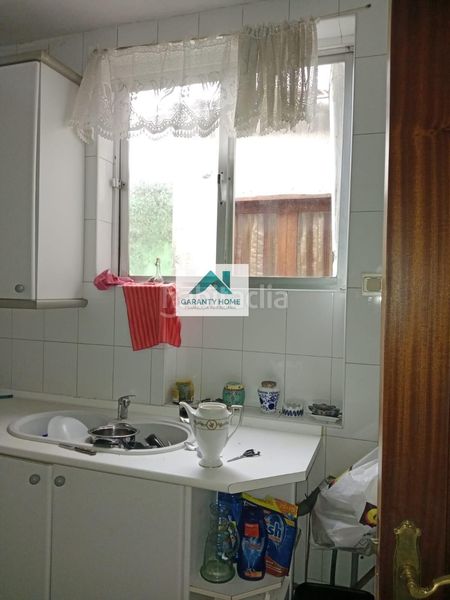 Foto b9072f62-be79-4f66-92a6-a9007bb751fc. Casa amb aparcament a Illa de Arousa (A)