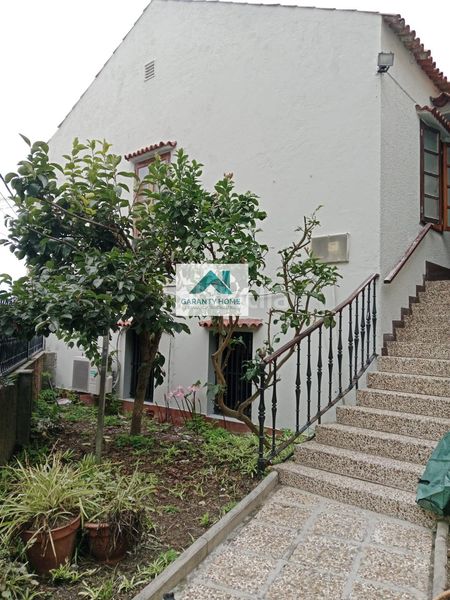 Foto c4ffb2e2-ef2a-438d-ba5e-52db153b13d6. Casa amb aparcament a Illa de Arousa (A)
