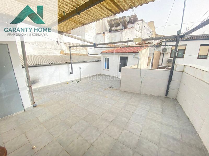 Foto 31b8075d-bfa6-4993-a637-aaf137c4a7c8. Casa amb calefacció a Martos