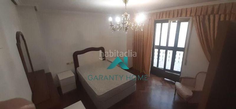 Foto 98d4dc6f-2b8c-4016-8c62-9d12681e0477. Rent flat with heating in San Vicente - Las Úrsulas Salamanca