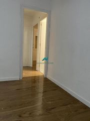 Miete Etagenwohnung in Ca n'Anglada. Piso en alquiler reformado en can anglada terrassa!