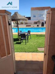 Rent Semi detached house  Calle calle capri. Chalet adosado en alquiler en los álamos