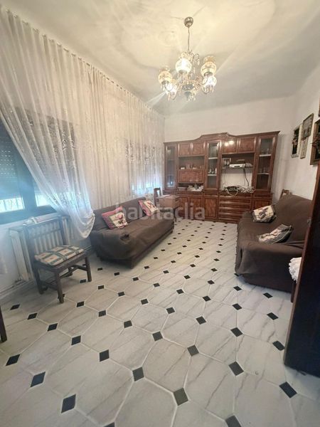 Foto 52534832-7e77-45f5-8c28-063b1e93de33. Casa amb calefacció aparcament a Torrijos