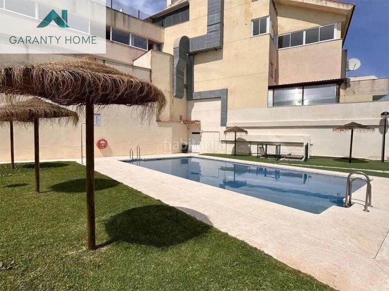 Foto b3d763d1-da93-4b0e-967e-64a9181b2b6f. Pis amb aparcament piscina a Torreblanca del Sol Fuengirola