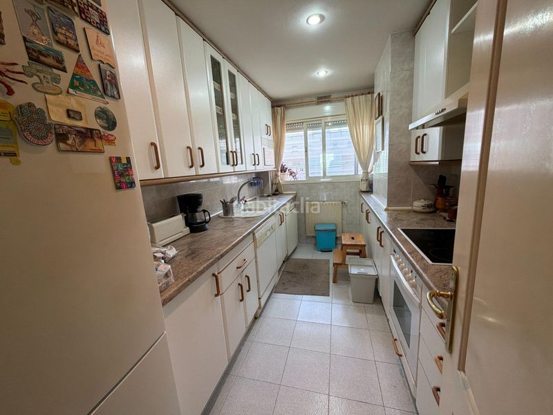 Foto 829eb4ea-27be-40dc-a186-742cc59dd93c. Pis amb calefacció aparcament a Rosas - Musas Madrid