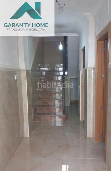 Foto d78416fe-b0d7-41c5-8bd8-7e93b39c2348. Casa amb aparcament a Jamilena