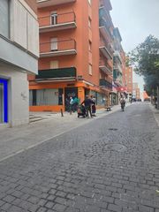 Lloguer Local Comercial a Casco Antiguo. Alquiler local