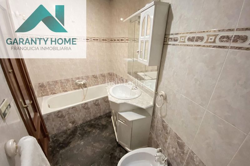 Foto adf7a0fd-da14-4385-922a-1a5fafcd9229. Casa amb calefacció a Martos