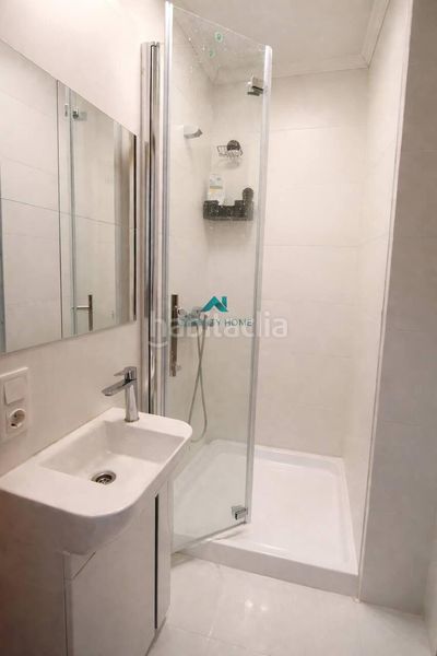 Foto 0b6780cd-4741-41d0-9dc8-384a77a19644. Pis a El Calvari Valencia