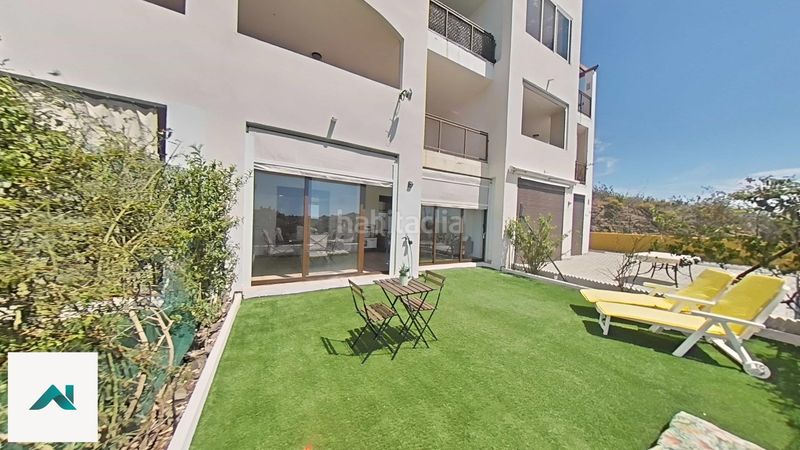 Foto 3cfc2ddf-9c9e-41e1-b634-15041395c17d. Planta baixa amb calefacció aparcament piscina a Ayamonte