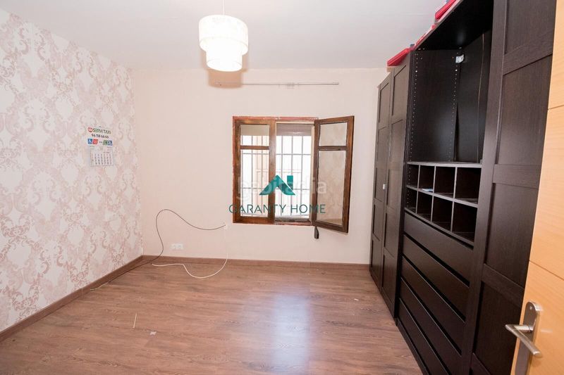 Foto bd7f7ca8-b4b4-4a8d-899a-a6583d8be1d5. Casa amb calefacció a Centro-El Castillo Sagunt