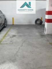 Autoparkplatz in Centro. Amplia plaza de garaje para suv  fácil acceso y máxima seguridad