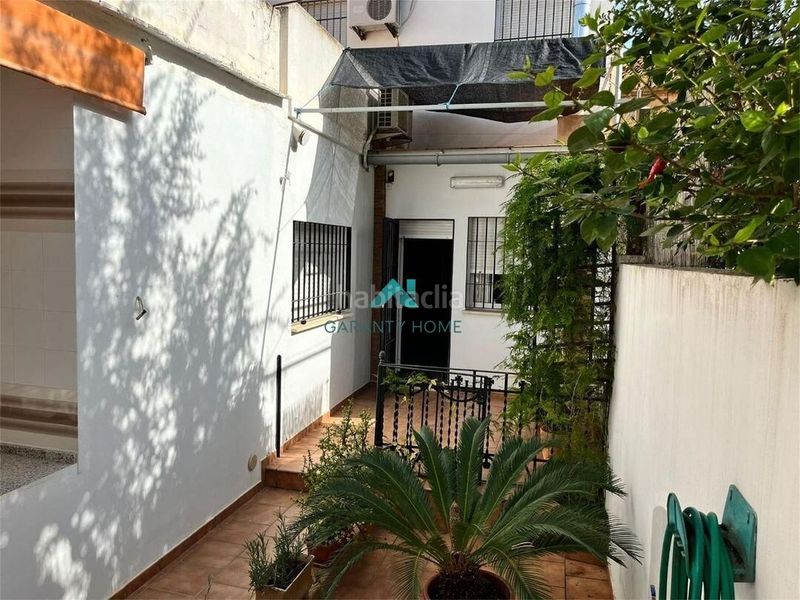 Foto 1869d966-257f-45d5-95a0-44f4bbdc4933. Casa amb aparcament a Benifaraig Valencia