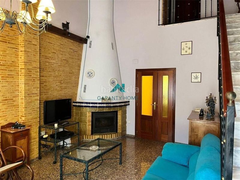 Foto 2e52e36b-ec17-467e-8eb9-1dea8e754984. Casa amb aparcament a Benifaraig Valencia