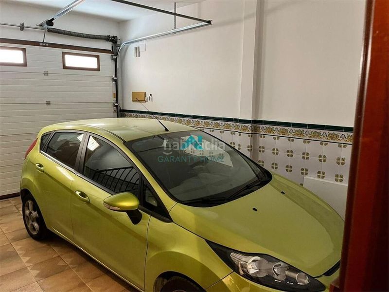 Foto ea6d1ffe-38be-4de3-899f-164512b344bf. Casa amb aparcament a Benifaraig Valencia