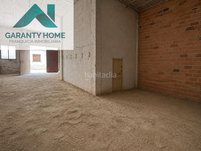Foto b7f13a0c-24d6-4dcf-9409-404478801b12. Aparcament cotxe a Martos