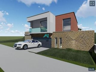 Terreny residencial a Zona Europa