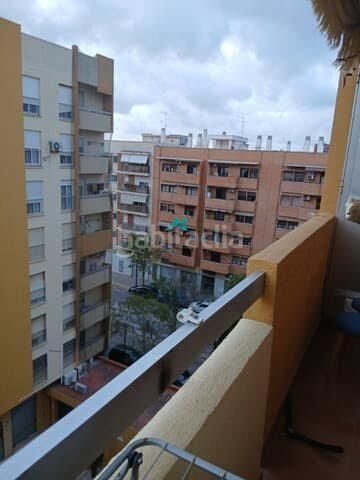Foto a09765a8-8cca-441b-902f-98a7ec01f57f. Pis a Camí Reial Valencia