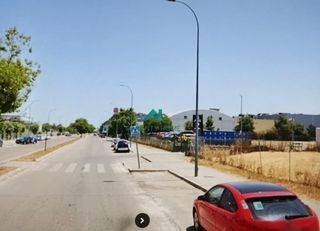 Solar industrial a Campodón-Ventorro del Cano. Venta de terreno industrial al lado de tres aguas