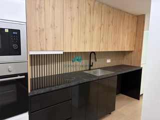 Local Comercial en Casco Antiguo. Venta local reformado