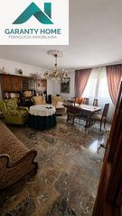 Appartamento in San Ildefonso - Catedral. Piso en avenida de granada con amplitud, balcón y ascensor