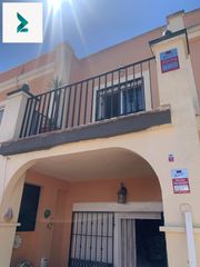 Casa adosada en El Portil. Vive o invierte en la playa míralo ya con tour virtual
