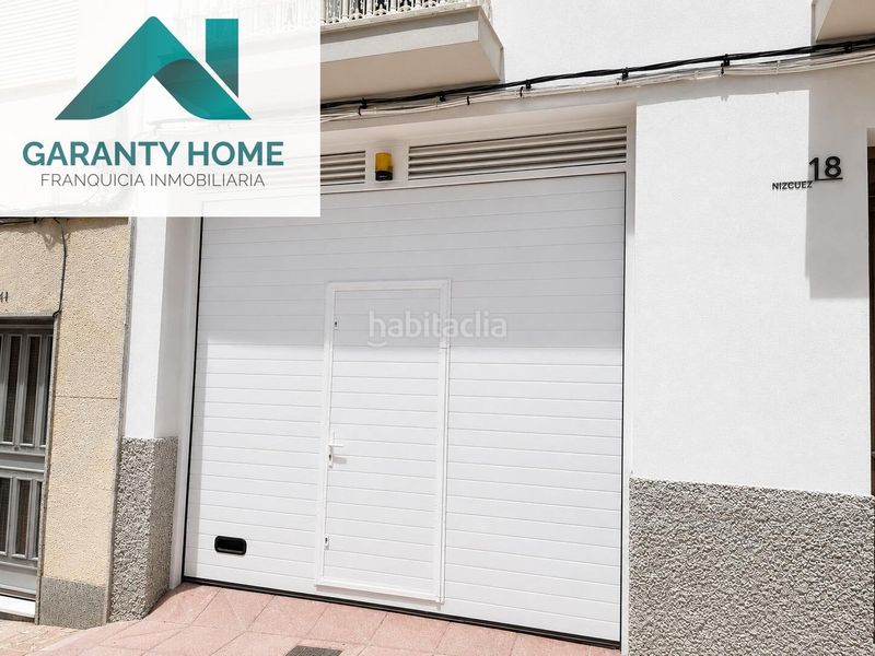 Foto c28f0b17-8d9a-4af5-8195-aee81833f4e8. Aparcament cotxe a Martos