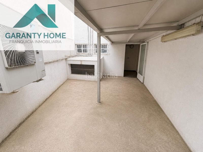 Foto 73b66fd3-2abf-4723-8cbe-be0a4b225825. Alquiler local comercial  en avd. aceituneros con escaparate y patio en Martos