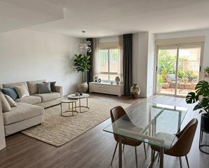 Doppelhaus  Salvador allende. Chalet pareado reformado en rivasvaciamadrid