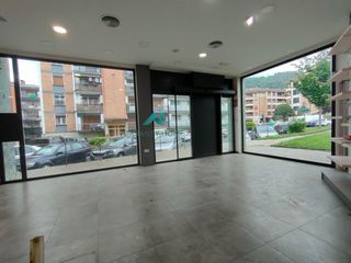Locale commerciale in Arrasate o Mondragón. Local en venta en mondragon