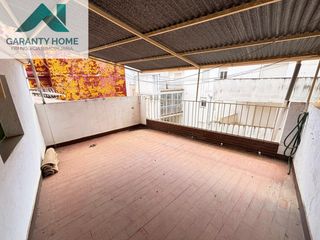 Casa a Fuensanta de Martos. Casa en fuensanta de martos con local acondicionado y terraza