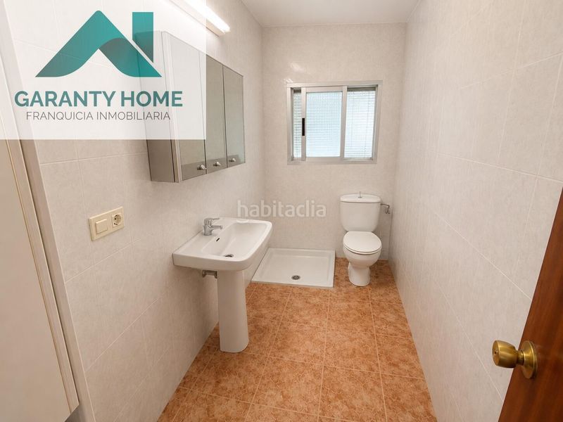 Foto 57a7e3ac-904e-43dc-94c4-cbd9106fe420. Casa amb piscina a Martos