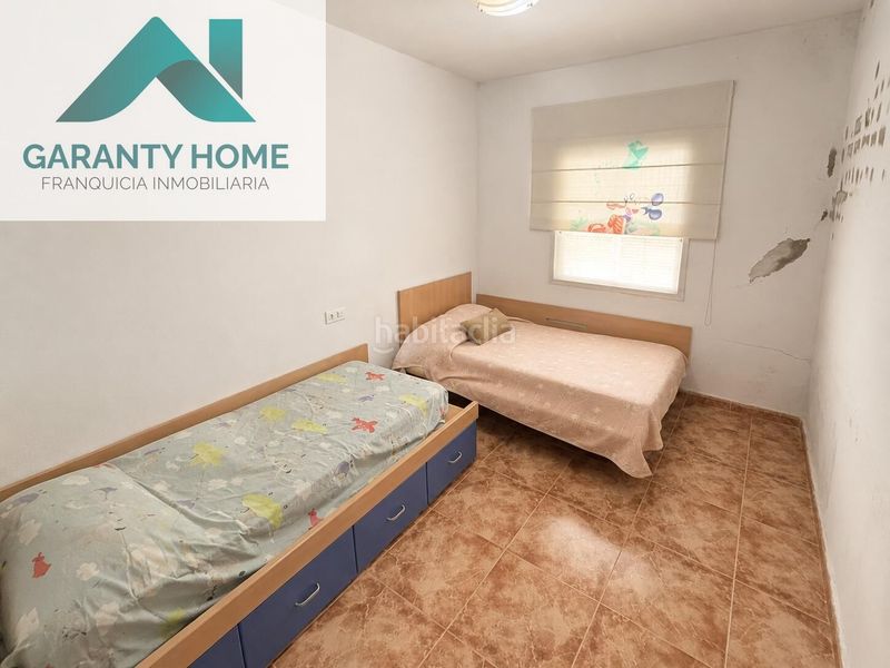 Foto d6e5fb1a-bb29-4302-80e9-191e9ad22458. Casa amb piscina a Martos