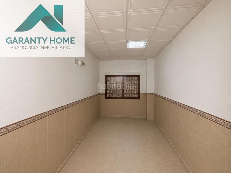 Foto bcd2561f-2c94-40eb-a1f4-f2af4078b96c. Edificio in Torredonjimeno