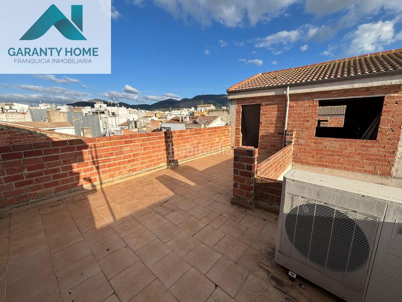 Foto ebd21ee3-1ca1-4f81-9a13-ab45b9a56310. Edificio in Torredonjimeno