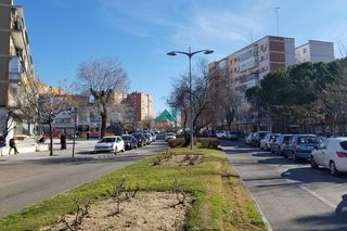 Appartamento in Zona Centro Joven. Se vende piso en magnifica zona comercial y avenida en alcorcon