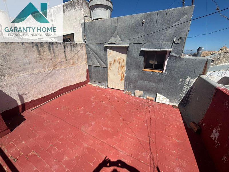 Foto e1b15b2f-1ddf-44b3-a6da-21535f9d2502. Casa amb aparcament a Torredelcampo