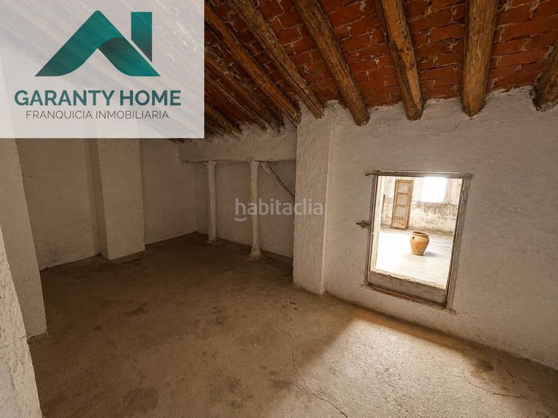 Foto 30beb324-6514-4966-abbe-d6ea7baa834e. Casa amb aparcament a Torredelcampo
