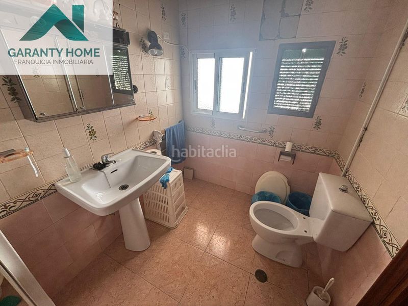 Foto 99ae5d0b-d079-4132-92d4-2b38cf434e4a. Casa amb aparcament a Torredelcampo