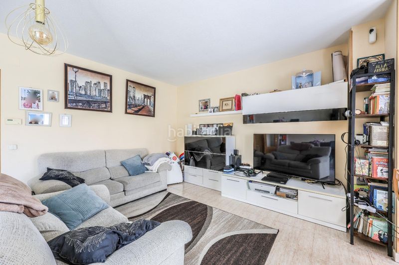 Foto 22818dec-1280-4509-a9d4-8cc314bee2bf. Pis amb calefacció aparcament piscina a El Mirador-El Grillero Arganda del Rey