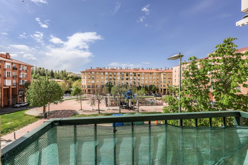 Foto 82718848-9241-4c67-b5ac-102640ab4d1a. Pis amb calefacció aparcament piscina a El Mirador-El Grillero Arganda del Rey