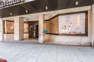 Local Comercial a Casco Antiguo. Venta  gran local comercial con buena ubicacion en alcorcon