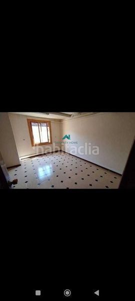 Foto f50dc3d5-673e-42f0-95f7-827aa92930d7. Pis a Foios