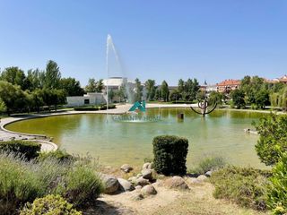 Casa a schiera in Covadonga - Los Manzanos. Venta de chalet en zona navalcarnero