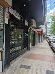 Umzug Geschäftsraum in Parque Lisboa-La Paz. Se traspasa local barberia en zona parque lisboa