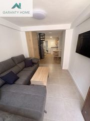 Location Maison à El Palo. Casa reformada en primera línea, el palo
