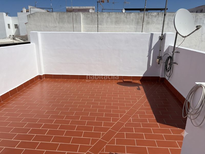 Foto dc584489-dc5f-40bf-9371-76d8b61f791e. Casa amb aparcament a Aguilar de la Frontera