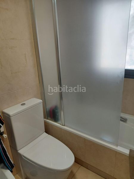 Foto 43522b1b-c77b-4e04-a87e-fb17e87474c7. Casa adossada a Perales del Río Getafe