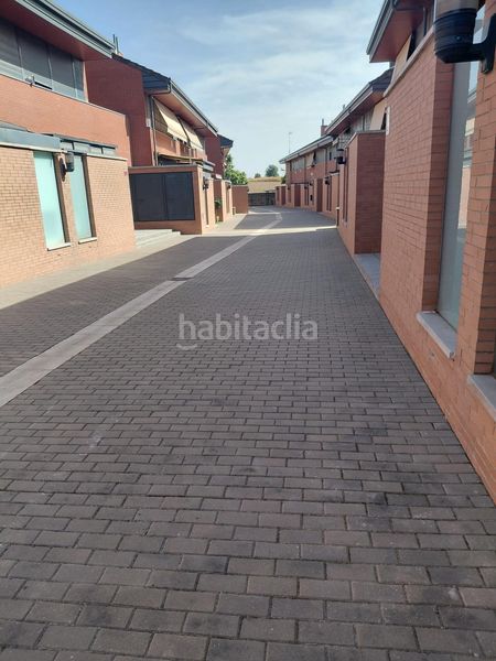 Foto d1502ee9-70c6-4750-bf40-e4b94f732cd6. Casa adossada a Perales del Río Getafe
